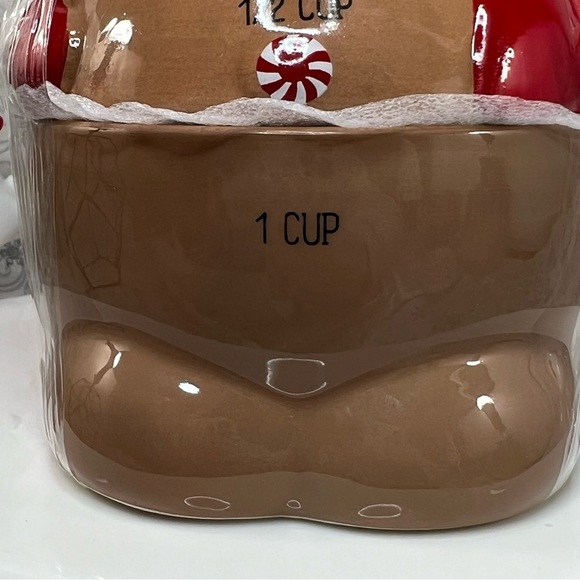 Christmas Peppermint Gingerbead Snowman Ceramic Stacked Measuring Cups - Picture 8 of 12